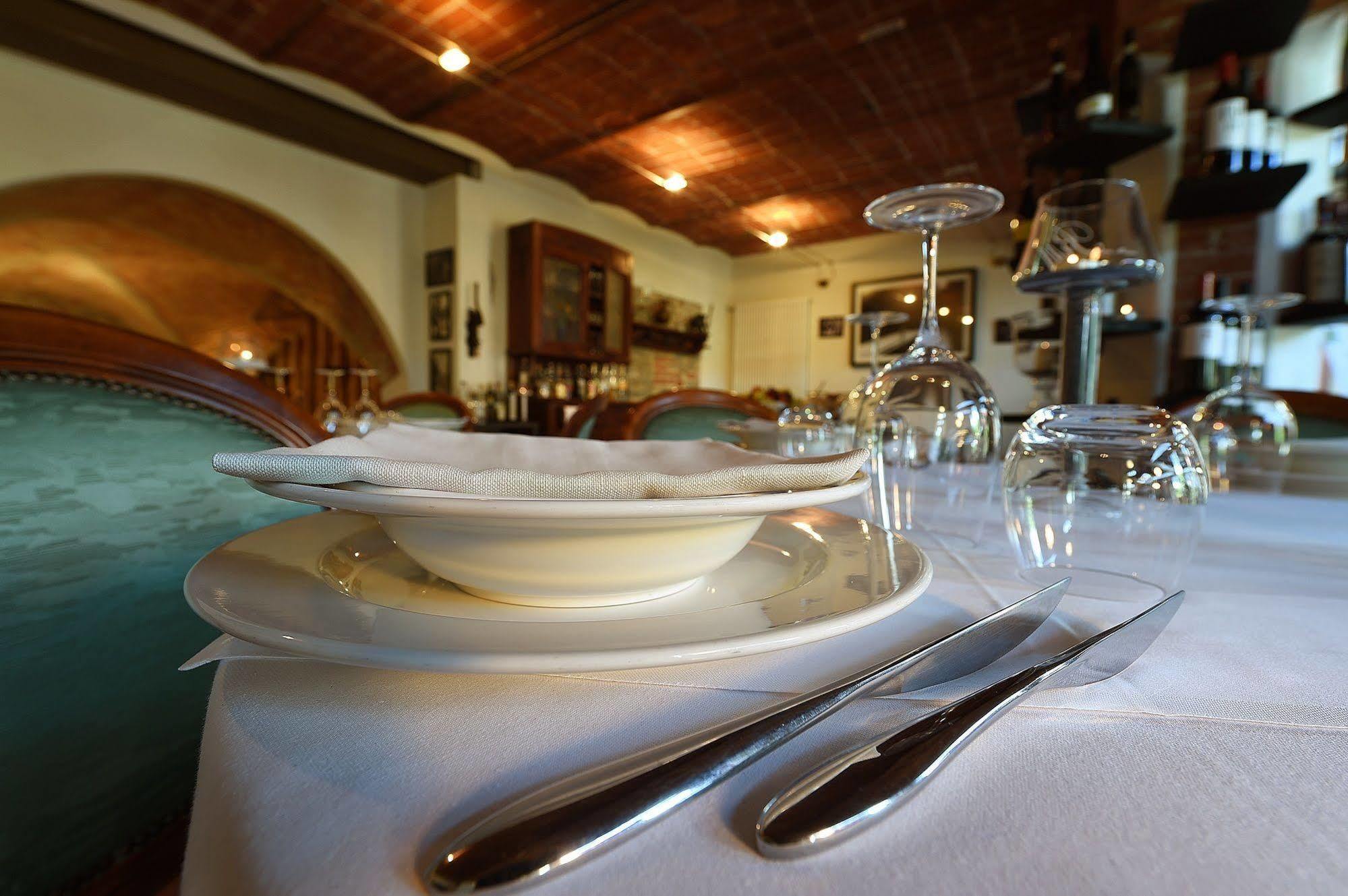 Agriturismo San Martino Clavesana Ngoại thất bức ảnh
