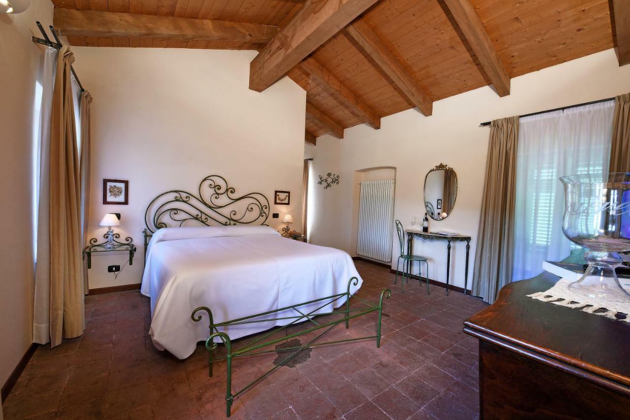 Agriturismo San Martino Clavesana Ngoại thất bức ảnh